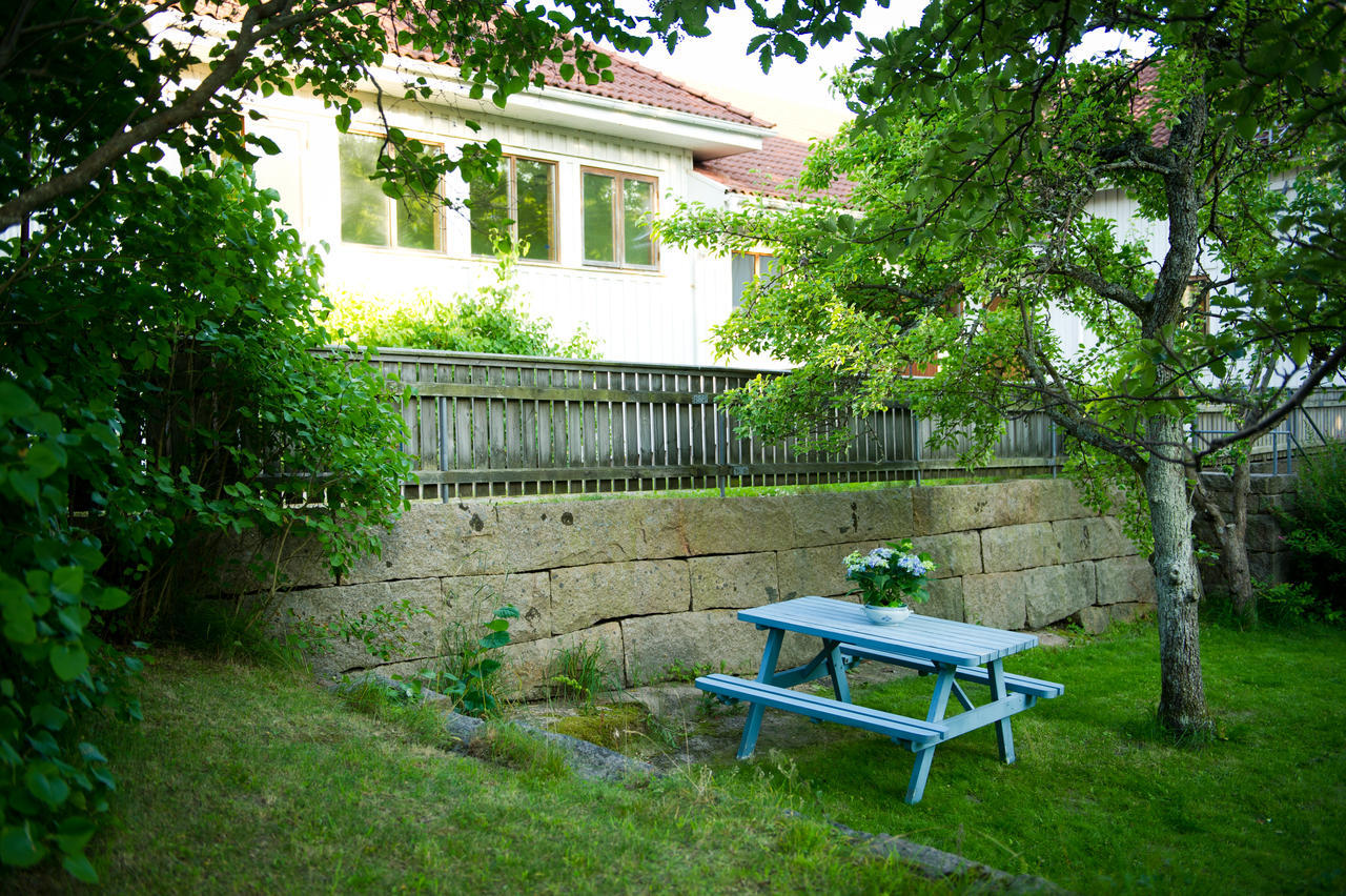 Hovenasets Vandrarhem Exterior photo